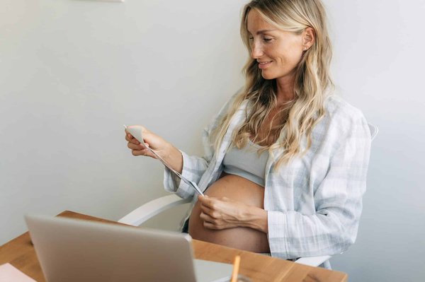 Quelle est la pertinence des échographies supplémentaires en fin de grossesse?